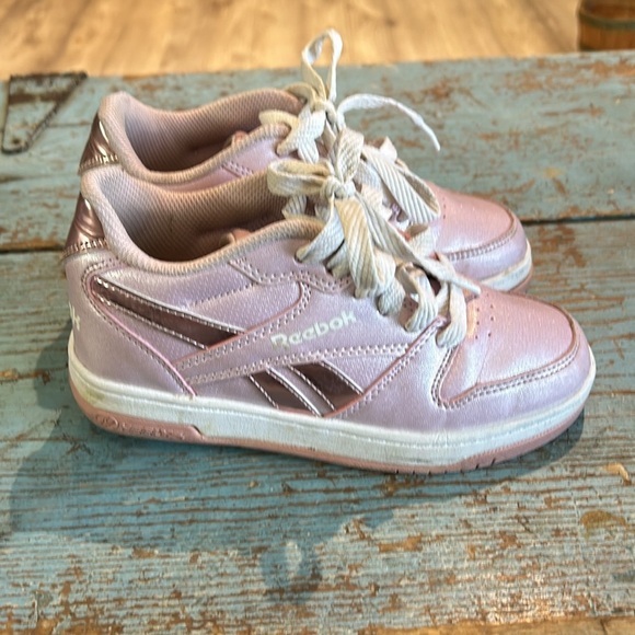 Heelys x Reebok, BB4500 Low, White/Pink/Sparkle Size 1 - Picture 2 of 5